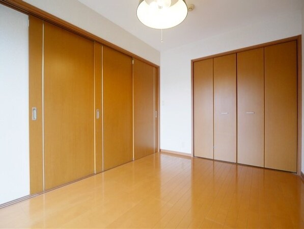 リュミエールAの物件内観写真